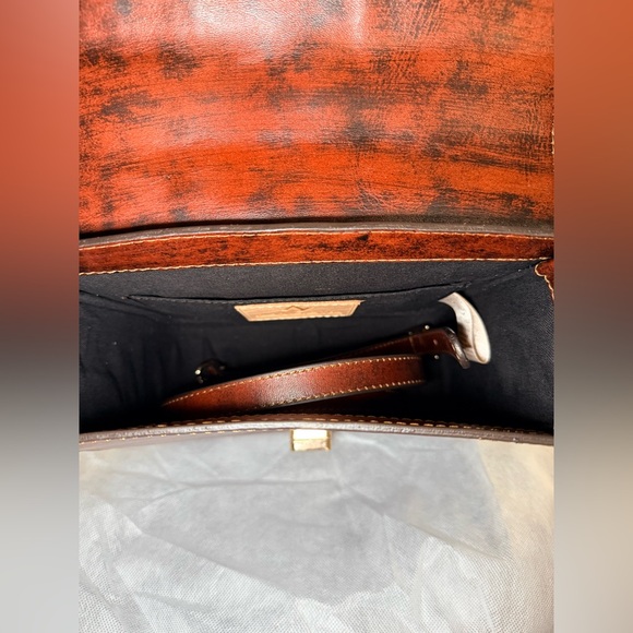 Hand tooled leather crossbody purse - Picture 8 of 10